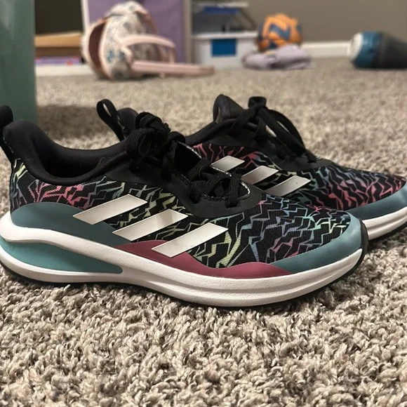 Big girl deals adidas shoes